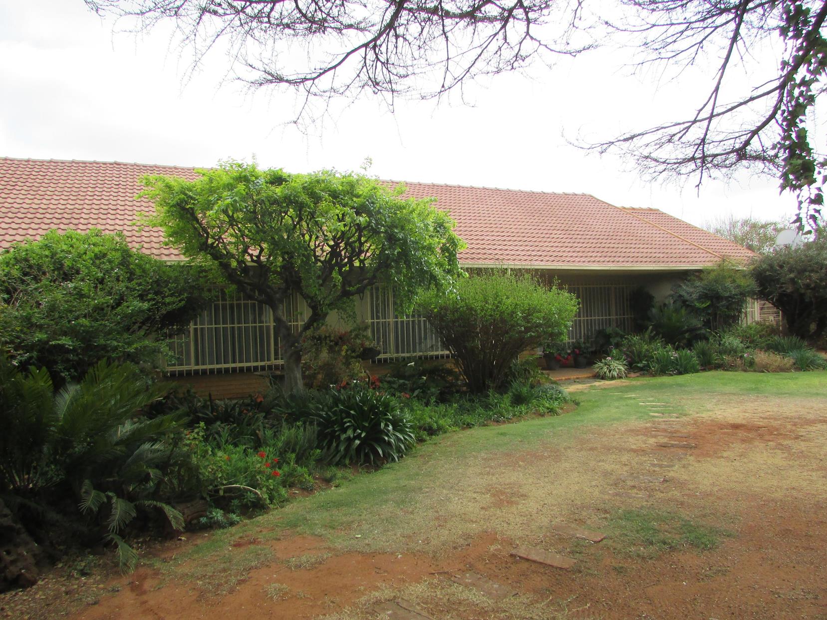 4 Bedroom Property for Sale in Westonaria Gauteng