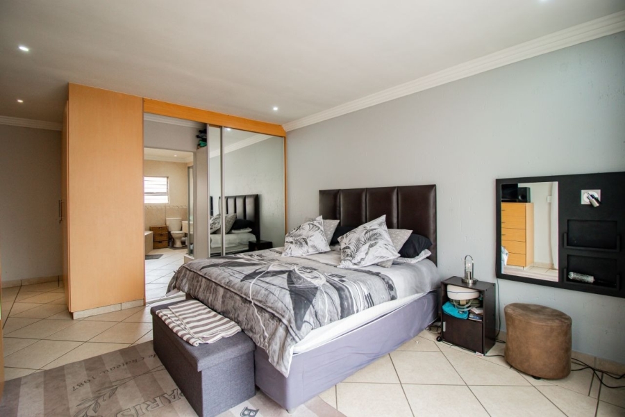 3 Bedroom Property for Sale in Bartlett Gauteng