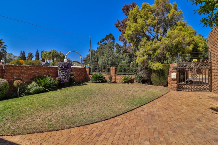 3 Bedroom Property for Sale in Sunward Park Gauteng