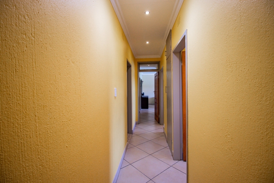 3 Bedroom Property for Sale in Sunward Park Gauteng