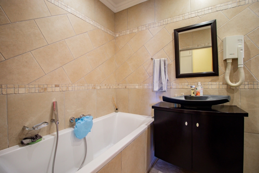 3 Bedroom Property for Sale in Sunward Park Gauteng