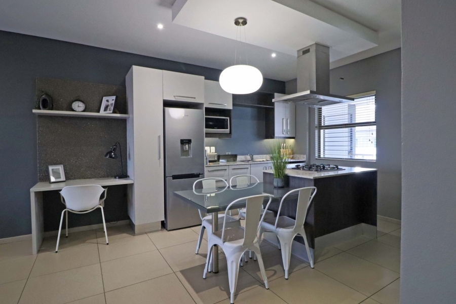 2 Bedroom Property for Sale in Bryanston Gauteng