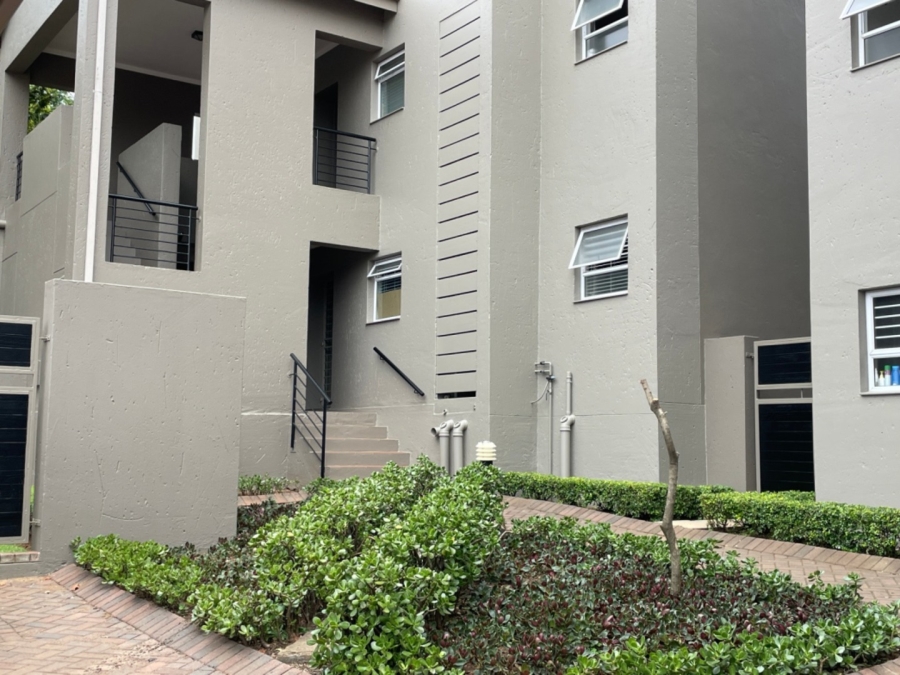 1 Bedroom Property for Sale in Bryanston Gauteng