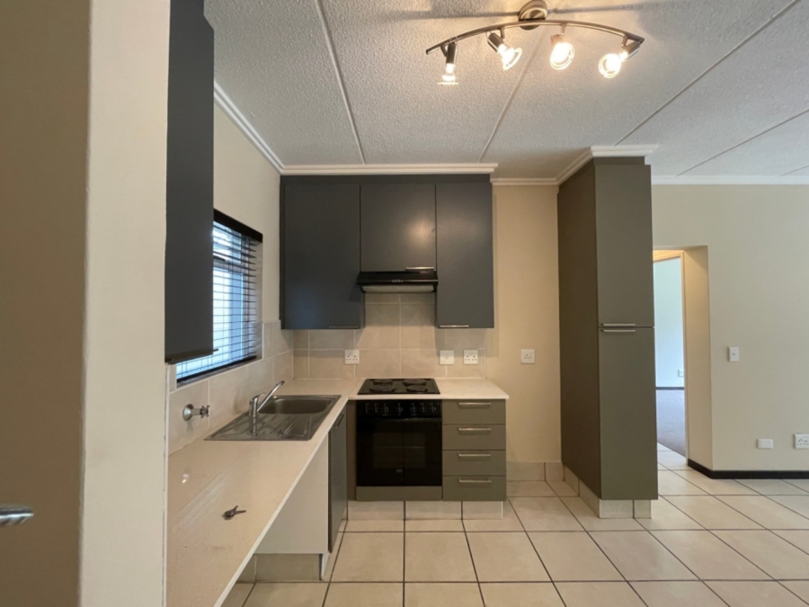 1 Bedroom Property for Sale in Bryanston Gauteng