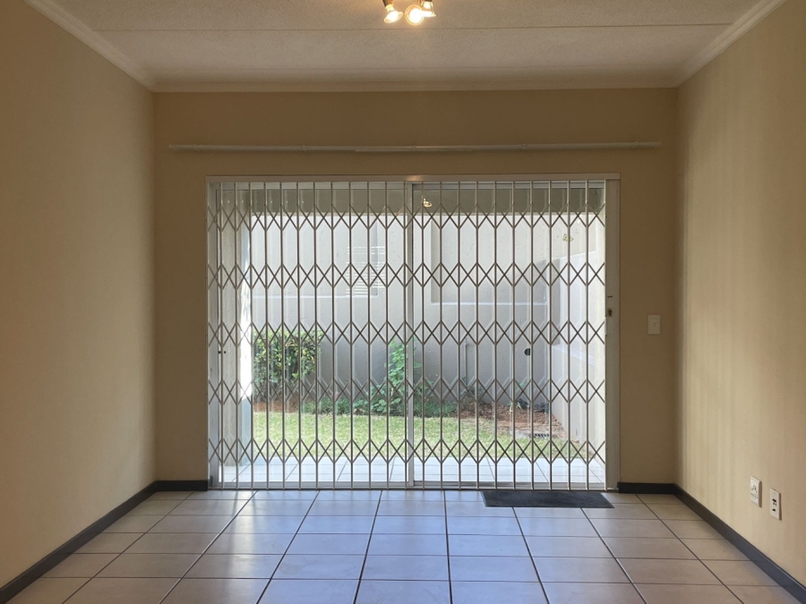 1 Bedroom Property for Sale in Bryanston Gauteng