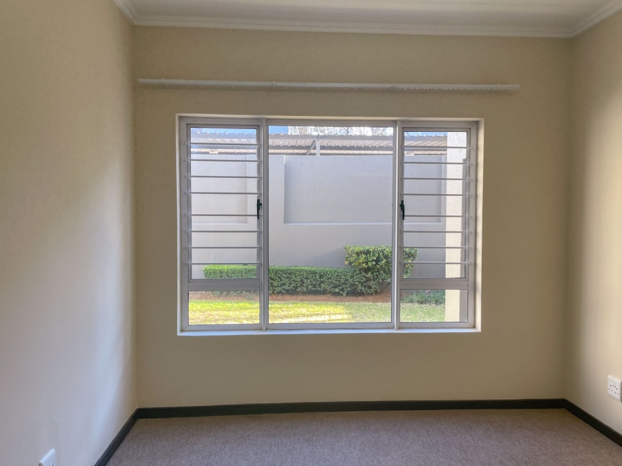 1 Bedroom Property for Sale in Bryanston Gauteng