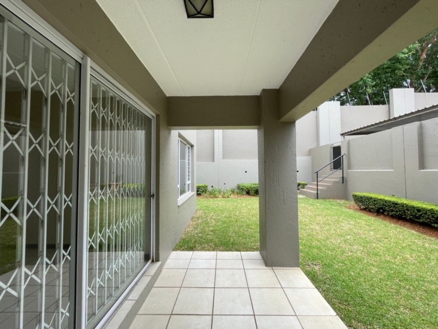 1 Bedroom Property for Sale in Bryanston Gauteng