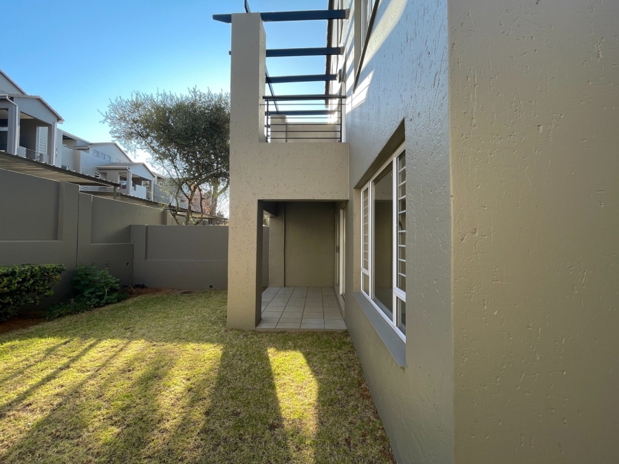 1 Bedroom Property for Sale in Bryanston Gauteng