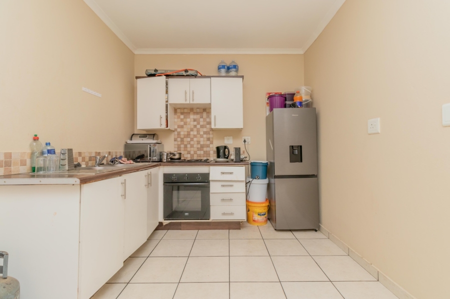 2 Bedroom Property for Sale in Grand Central Gauteng