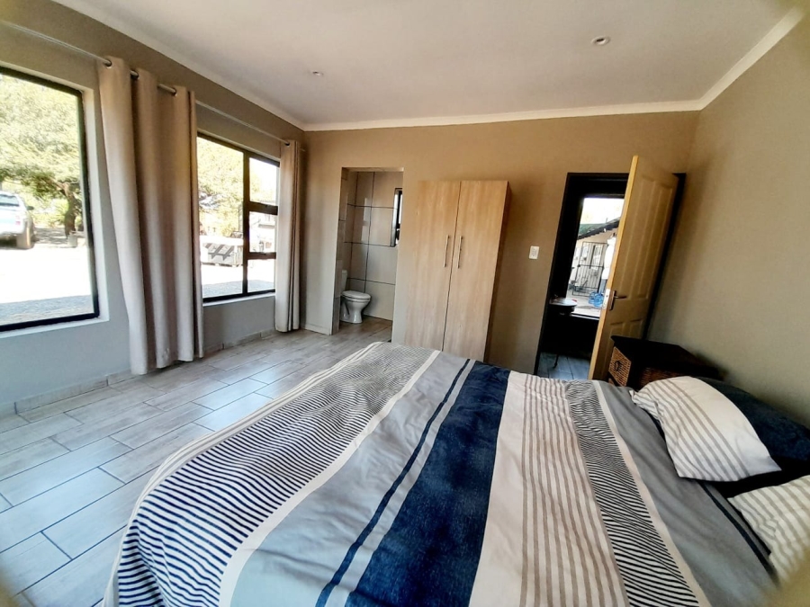 5 Bedroom Property for Sale in Kameeldrift East Gauteng