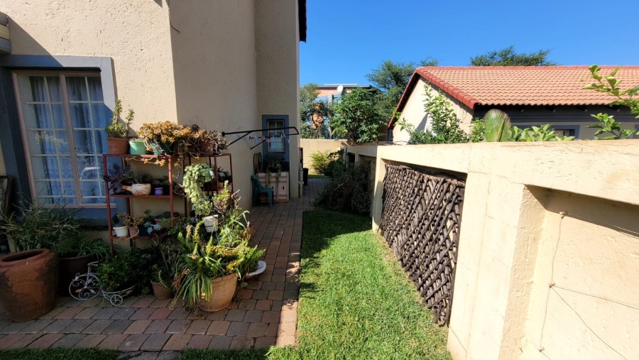 2 Bedroom Property for Sale in Annlin Gauteng