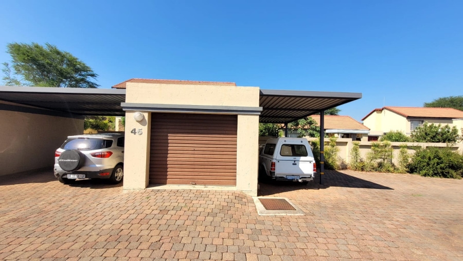 2 Bedroom Property for Sale in Annlin Gauteng