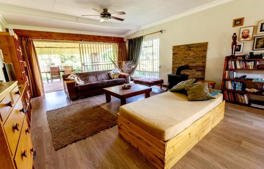 5 Bedroom Property for Sale in Bon Accord Gauteng