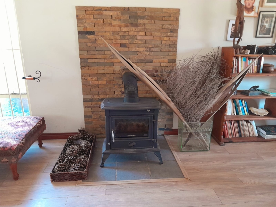 5 Bedroom Property for Sale in Bon Accord Gauteng