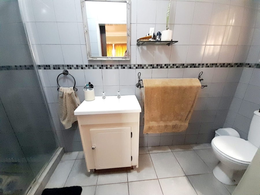 5 Bedroom Property for Sale in Bon Accord Gauteng