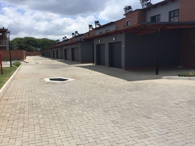 3 Bedroom Property for Sale in Sinoville Gauteng