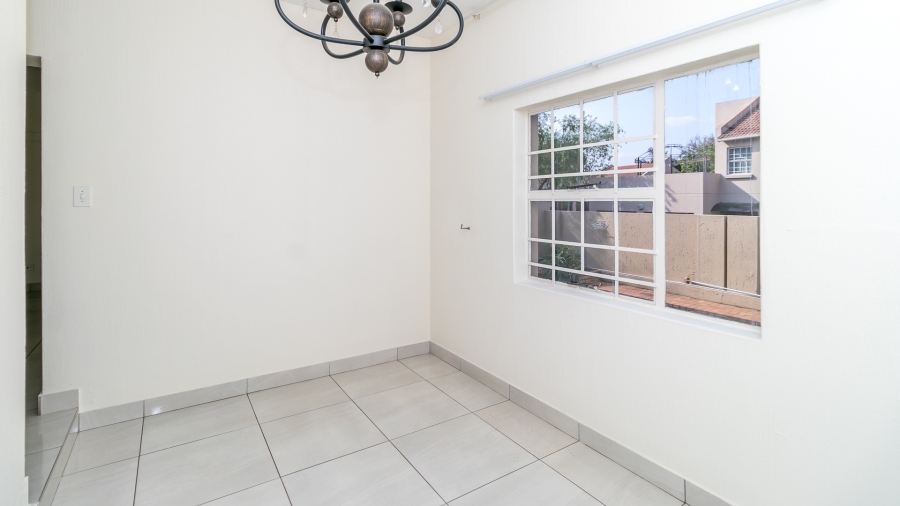 To Let 4 Bedroom Property for Rent in Sundowner Gauteng