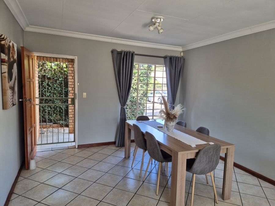 2 Bedroom Property for Sale in Eldoraigne Gauteng