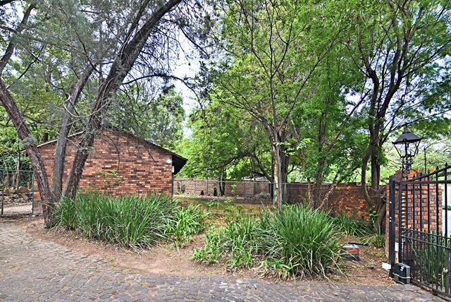 To Let 1 Bedroom Property for Rent in Bryanston Gauteng