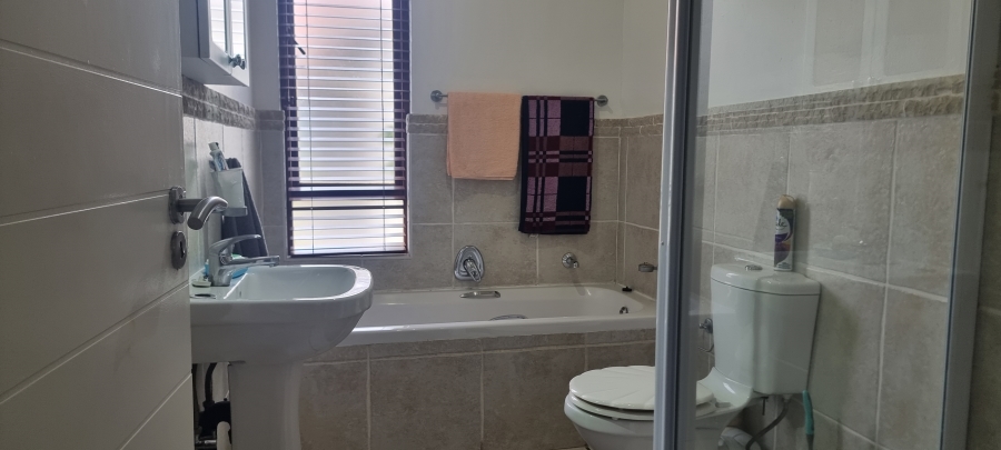 4 Bedroom Property for Sale in North Riding Gauteng