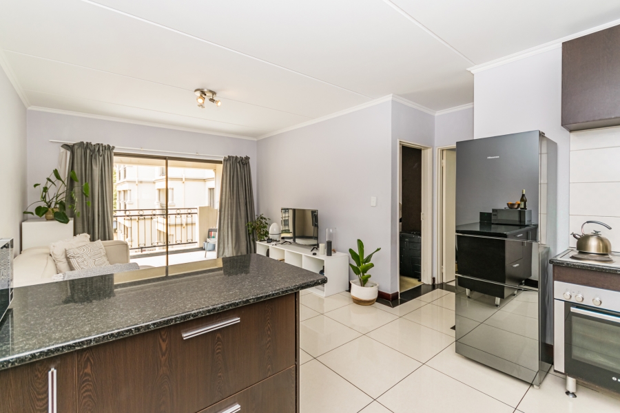 1 Bedroom Property for Sale in Noordwyk Gauteng