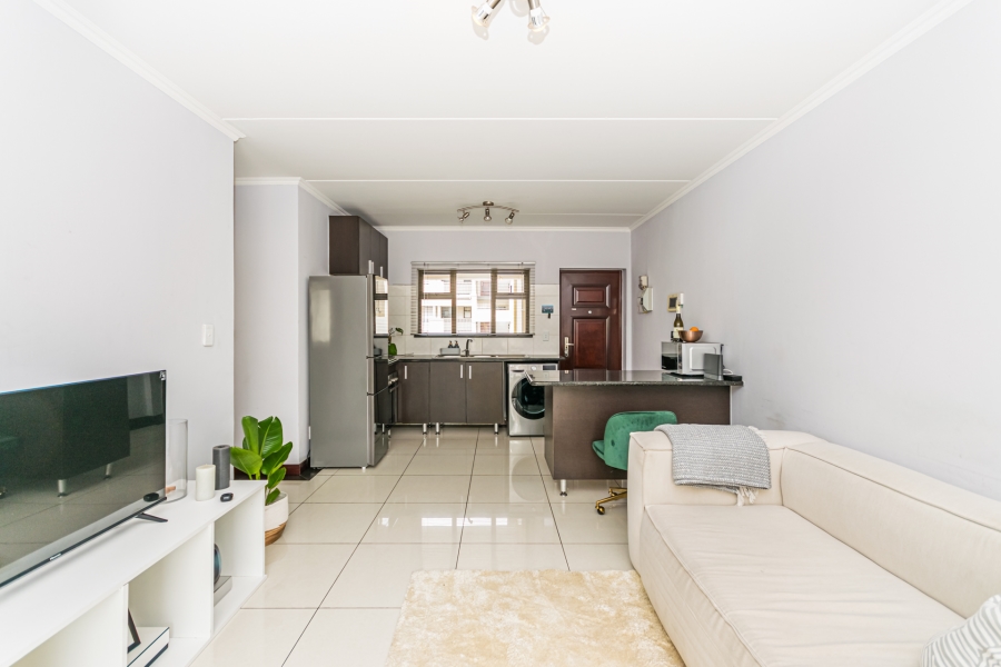 1 Bedroom Property for Sale in Noordwyk Gauteng