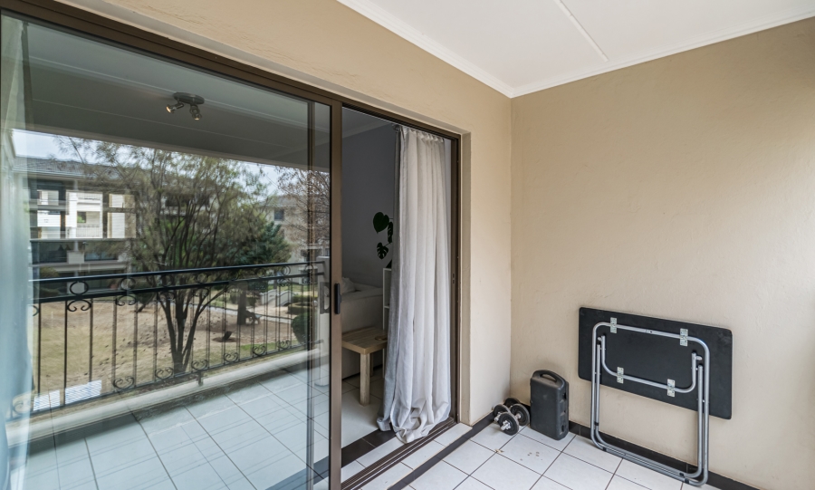 1 Bedroom Property for Sale in Noordwyk Gauteng