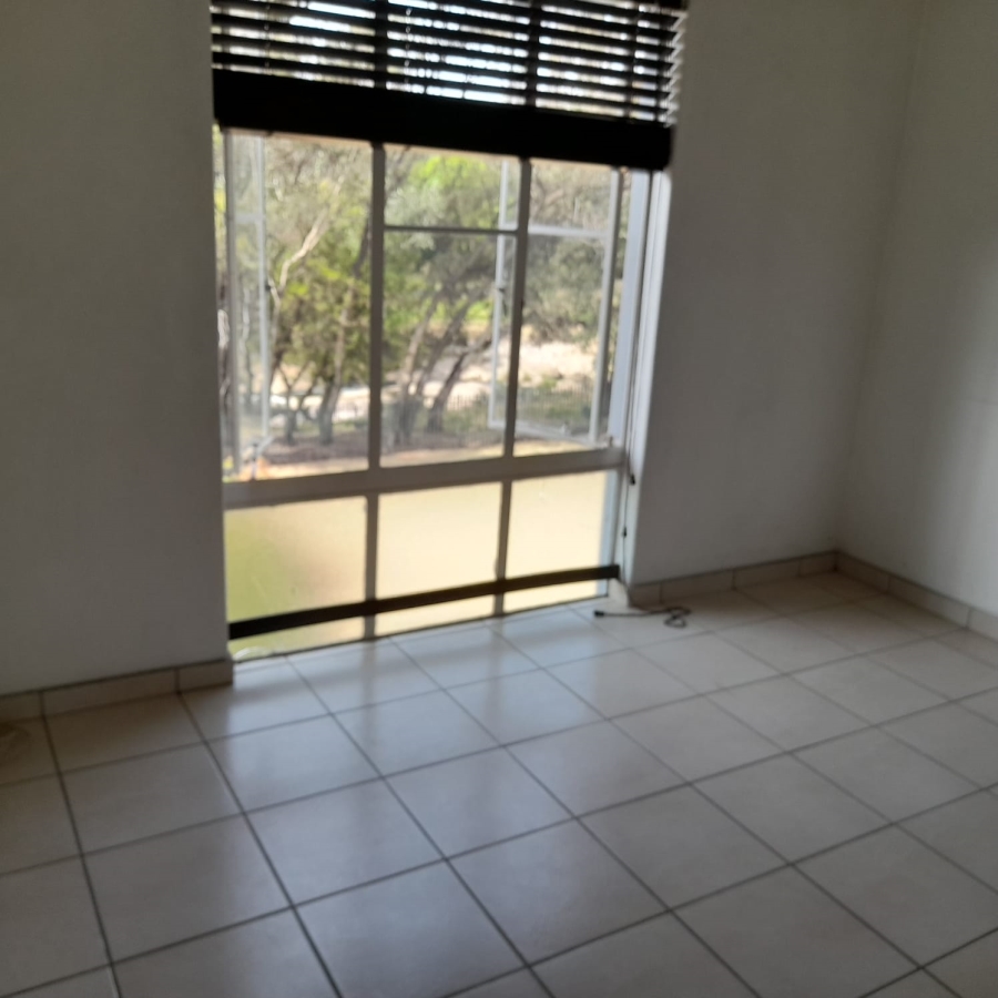 1 Bedroom Property for Sale in Lyndhurst Gauteng