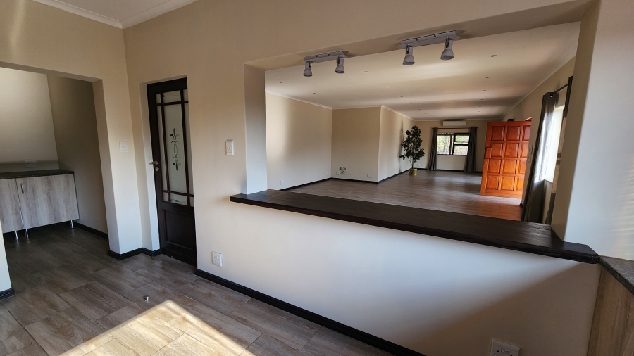 3 Bedroom Property for Sale in Chartwell Gauteng