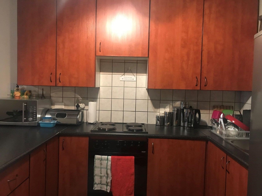 1 Bedroom Property for Sale in Vorna Valley Gauteng