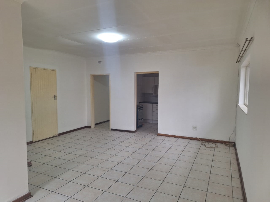 To Let 2 Bedroom Property for Rent in Edenvale Central Gauteng