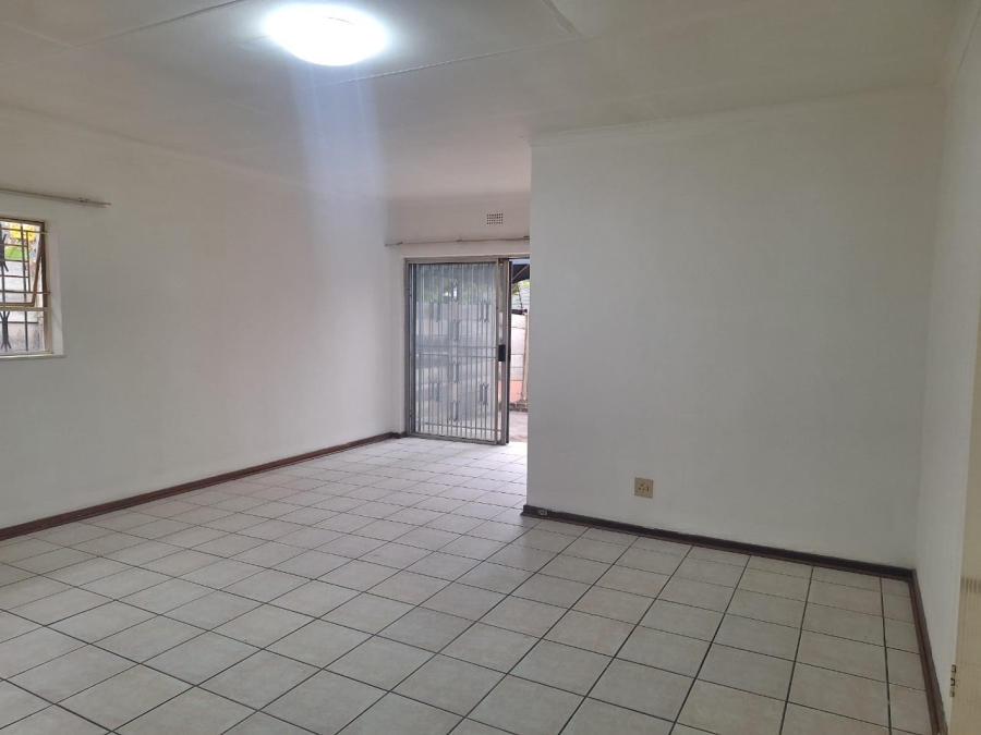 To Let 2 Bedroom Property for Rent in Edenvale Central Gauteng