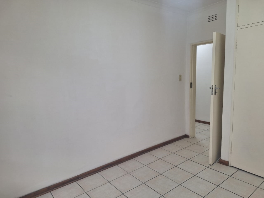 To Let 2 Bedroom Property for Rent in Edenvale Central Gauteng