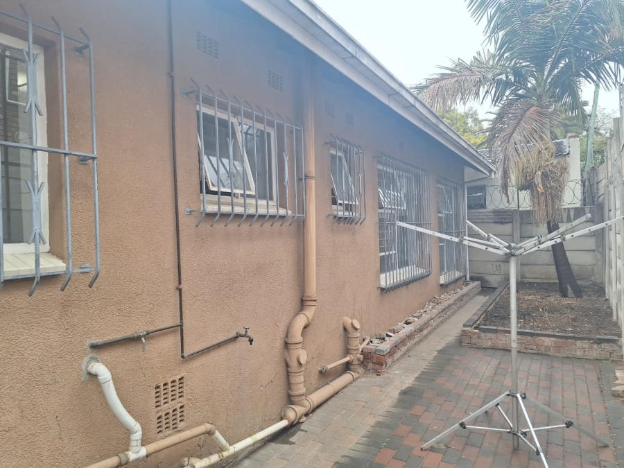 To Let 2 Bedroom Property for Rent in Edenvale Central Gauteng