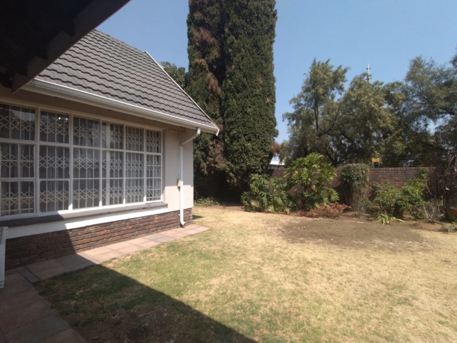 4 Bedroom Property for Sale in Eden Glen Gauteng