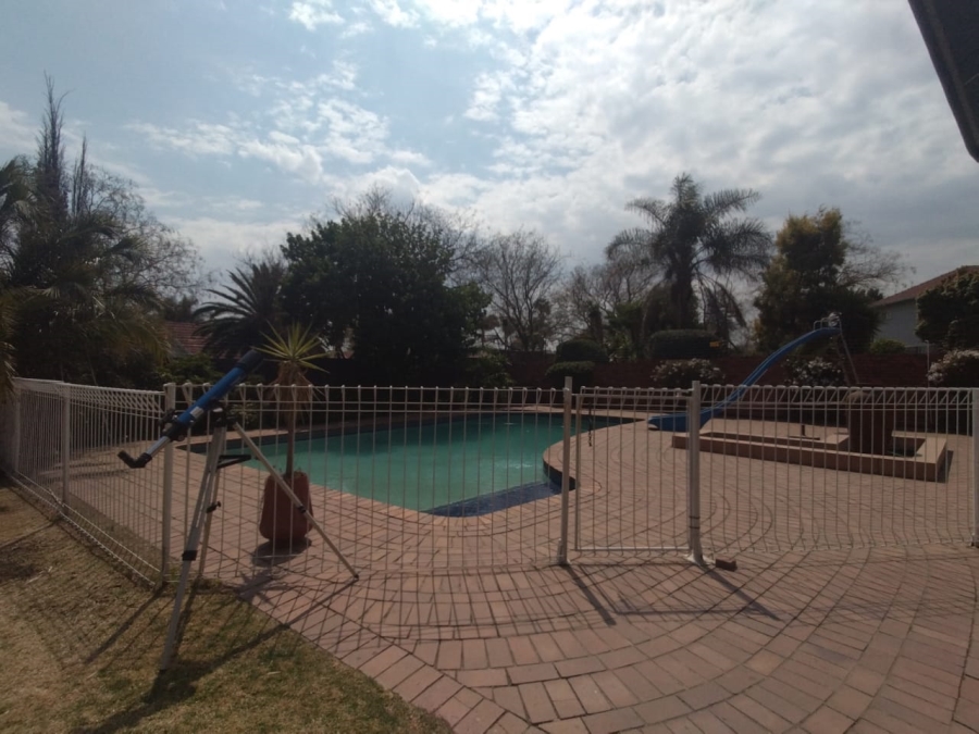 4 Bedroom Property for Sale in Eden Glen Gauteng