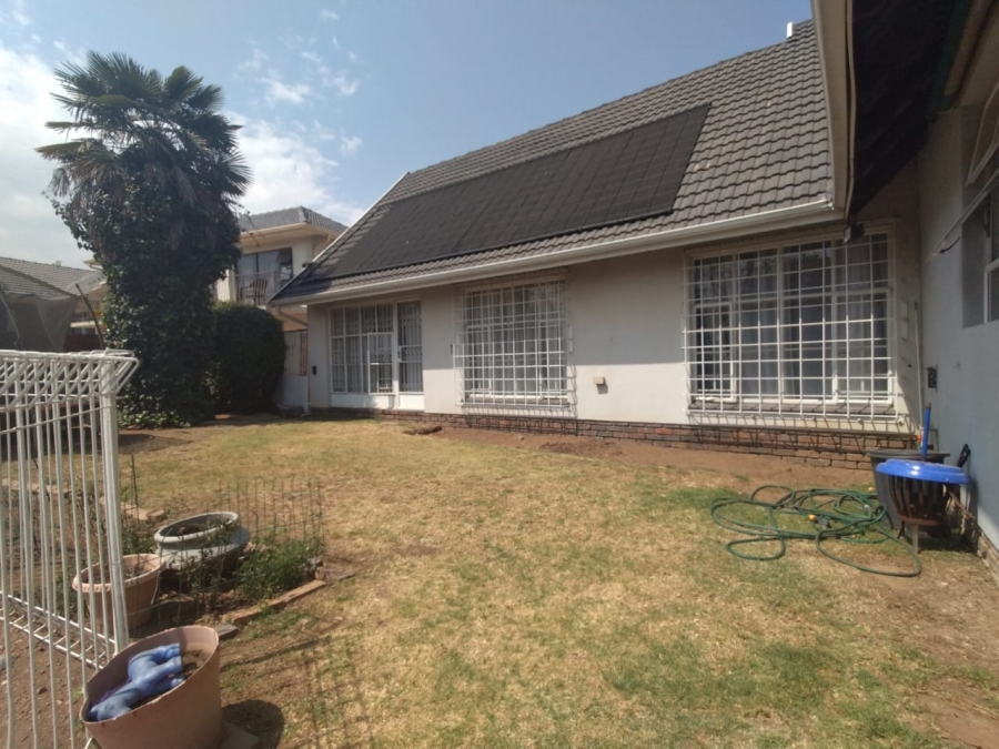 4 Bedroom Property for Sale in Eden Glen Gauteng