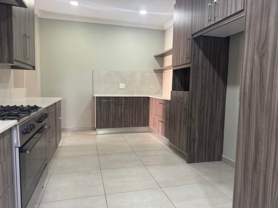 3 Bedroom Property for Sale in Highway Gardens Gauteng