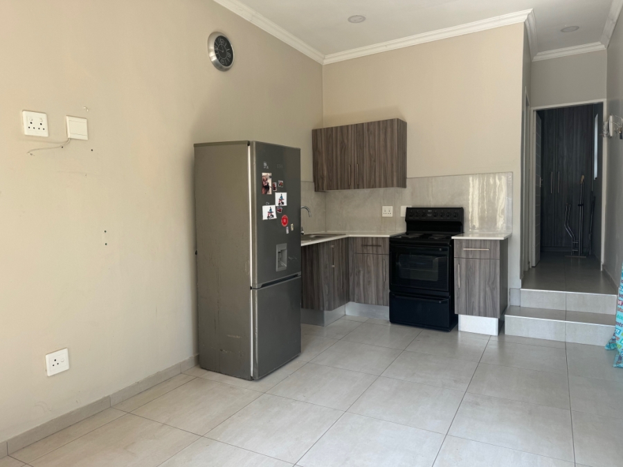 3 Bedroom Property for Sale in Highway Gardens Gauteng