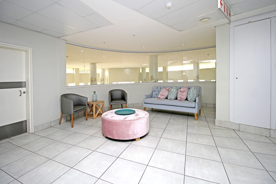 1 Bedroom Property for Sale in Broadacres Gauteng