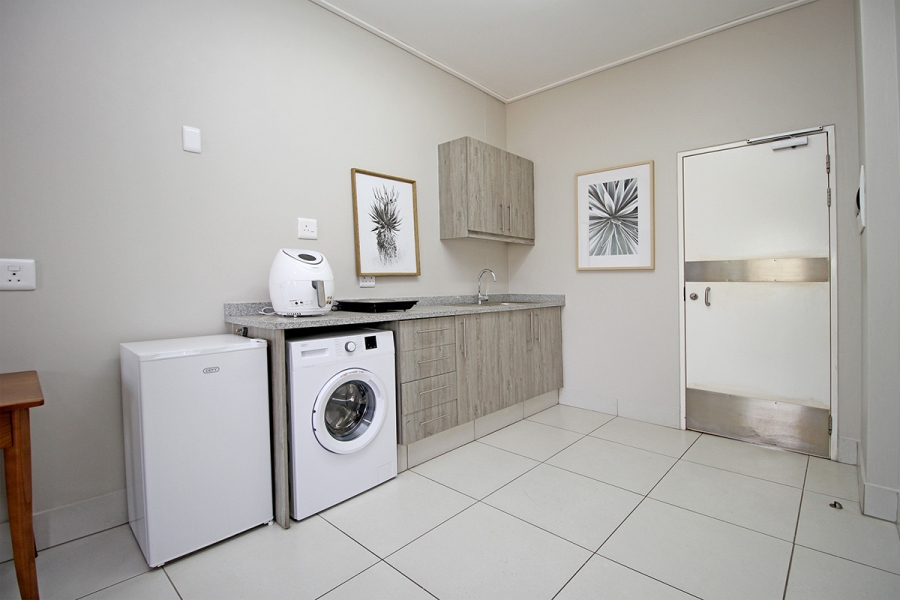 1 Bedroom Property for Sale in Broadacres Gauteng