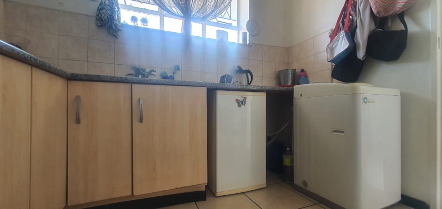 1 Bedroom Property for Sale in Lambton Gauteng