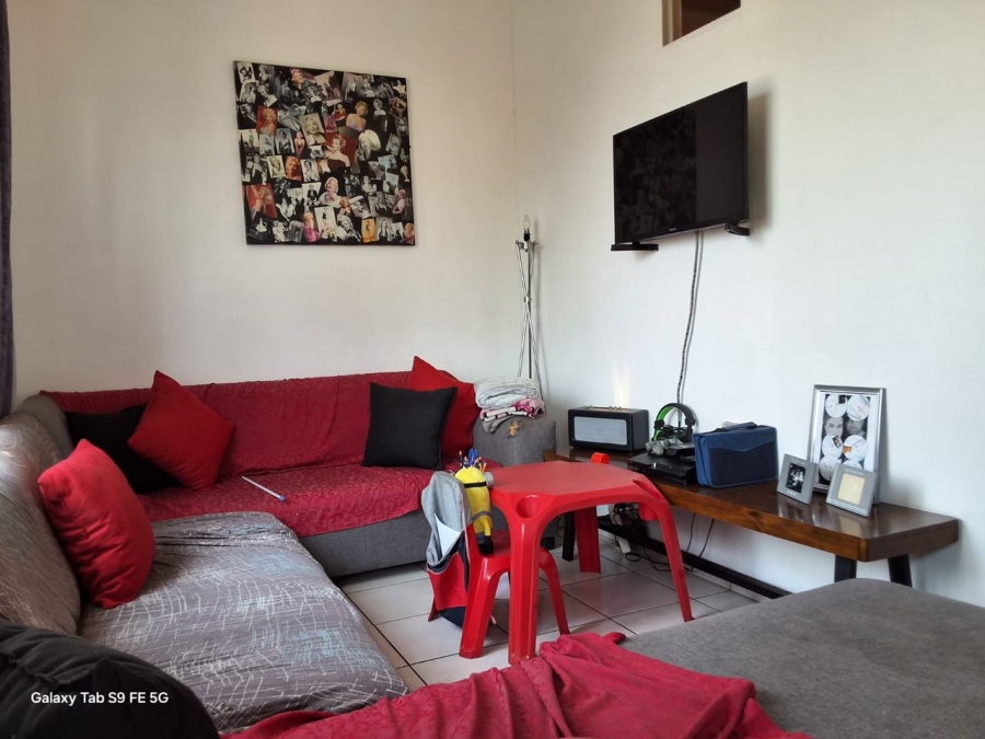 1 Bedroom Property for Sale in Lambton Gauteng