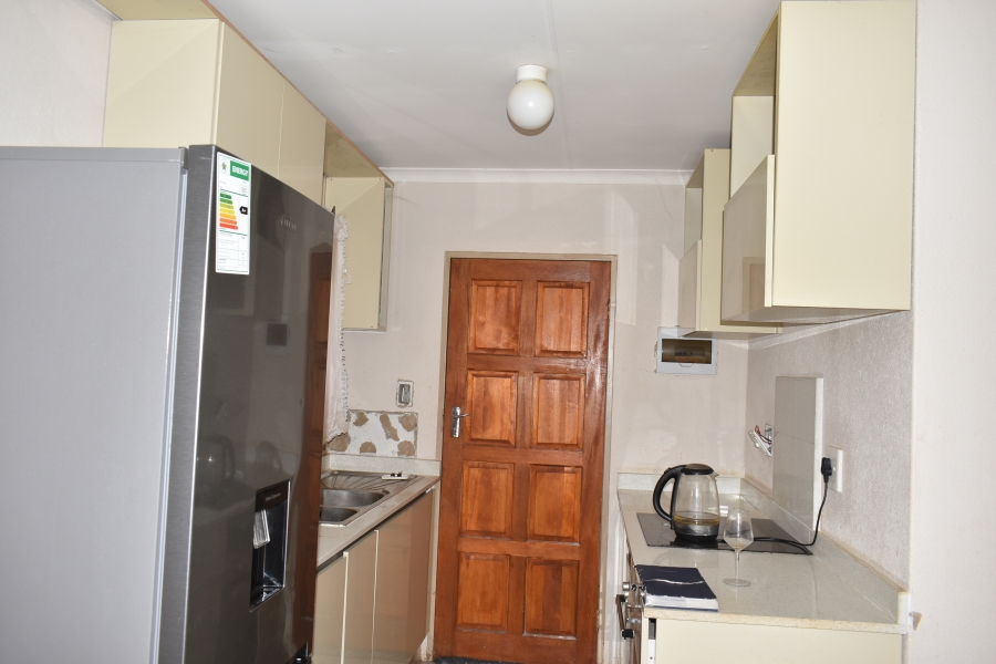 To Let 2 Bedroom Property for Rent in Rosslyn Gauteng