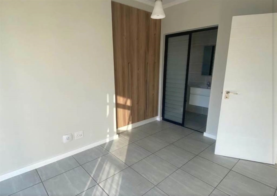 To Let 1 Bedroom Property for Rent in Waterfall Gauteng