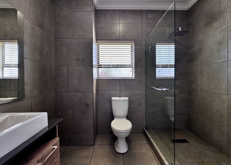 3 Bedroom Property for Sale in Six Fountains Residential Estate Gauteng