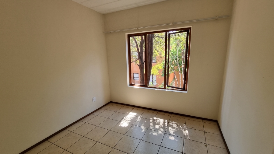 To Let 2 Bedroom Property for Rent in Sunninghill Gauteng