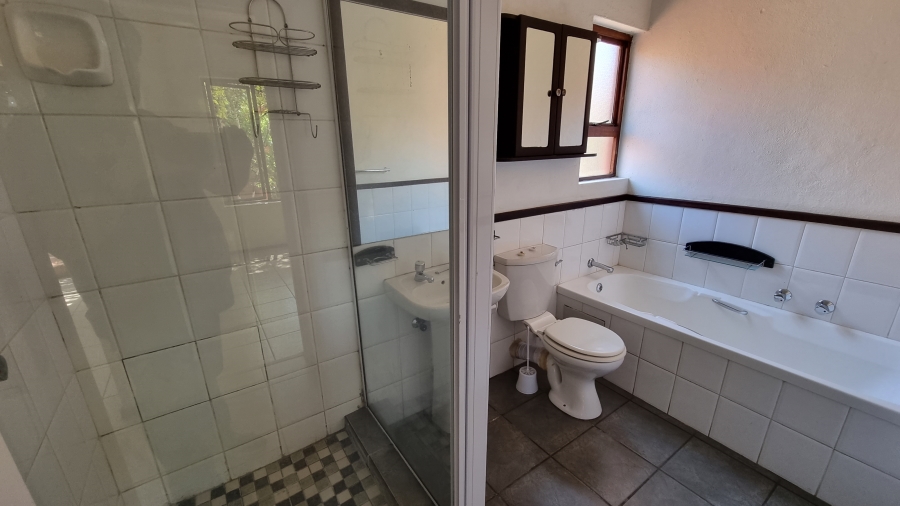 To Let 2 Bedroom Property for Rent in Sunninghill Gauteng