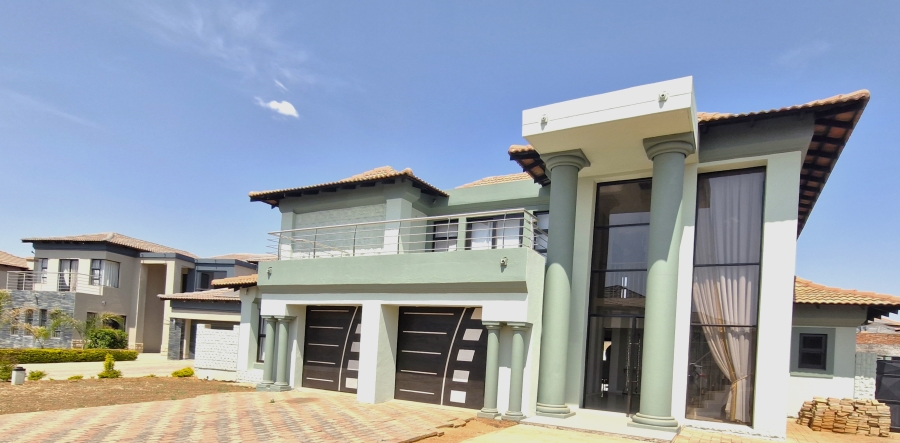 5 Bedroom Property for Sale in Savannah Country Estate Gauteng