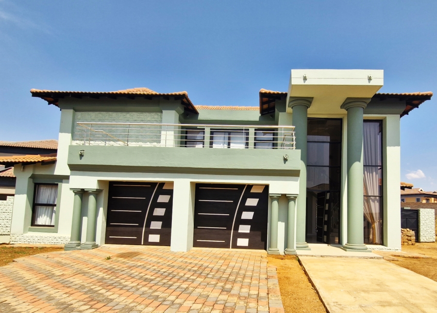 5 Bedroom Property for Sale in Savannah Country Estate Gauteng